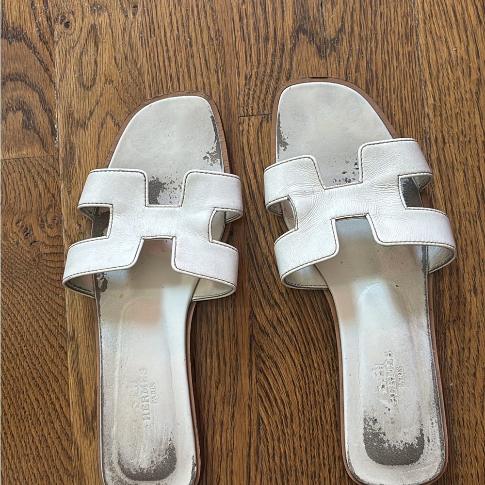 Hermes Cream Leather Women's Sandals